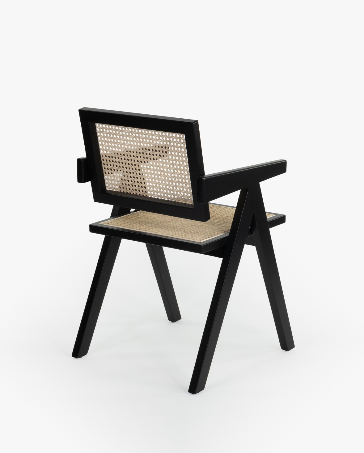 Silla De Comedor De Cuero Y Ratán – Marrón Con Marco De Hierro Negro Industrial (Totalmente Ensamblada)